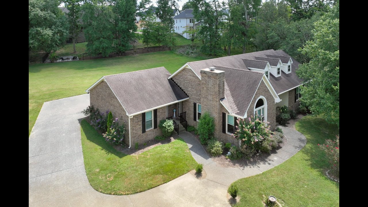 210 The Hollows Ct Hendersonville TN 37075