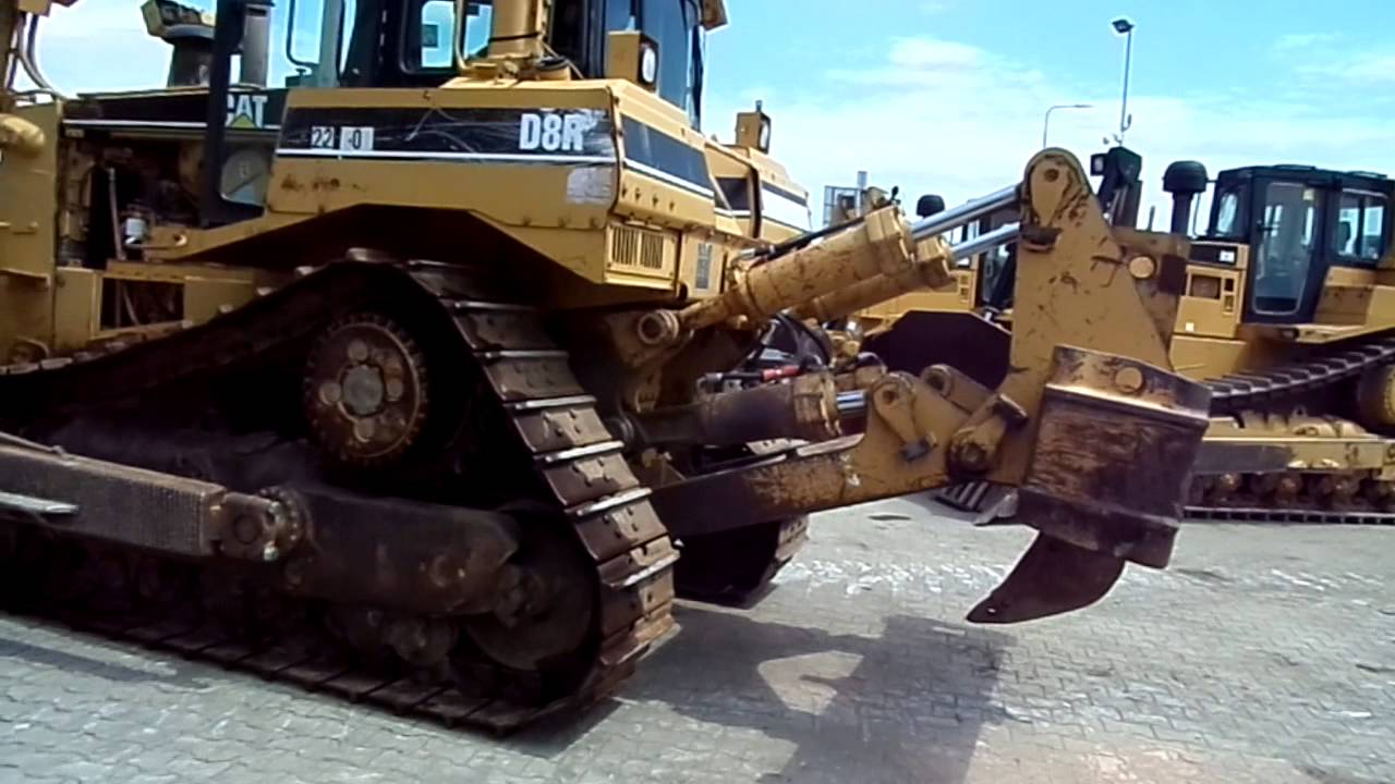 2000 Caterpillar D8R Demo @ BIG Machinery B.V.