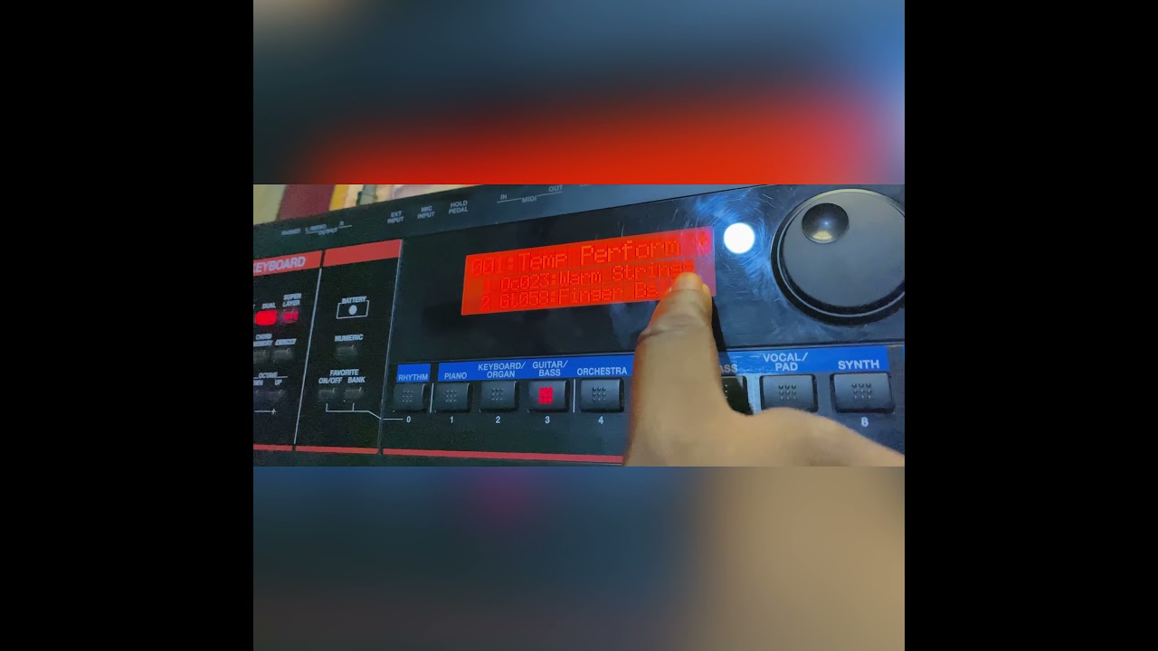 HOW TO SET HOT 🔥🔥🔥STRINGS ON ROLAND JUNO DI