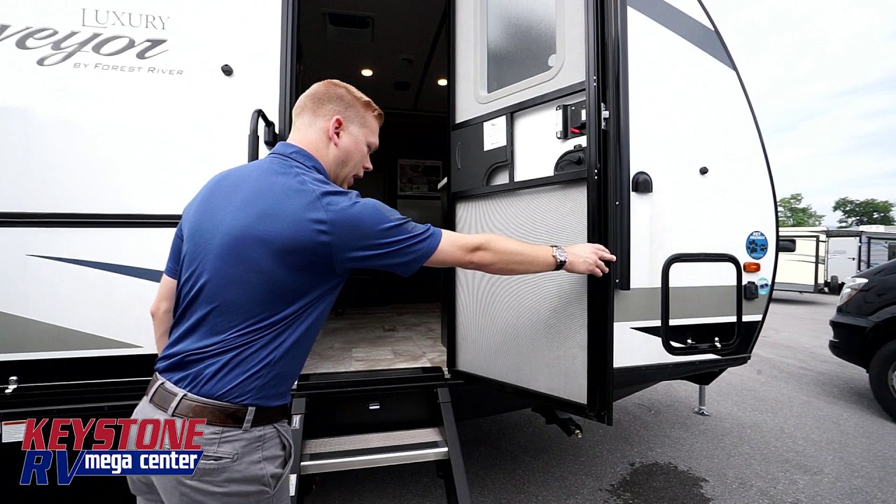 2019 Forest River Surveyor 250FKS Travel Trailer Product Highlight by Keystone RV Center