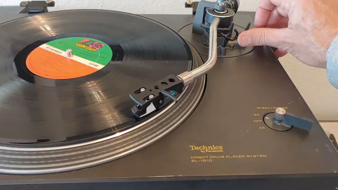 Vintage 70's Technics SL-1510 Direct Drive Player System. Turntable. Tough beast back up and going.