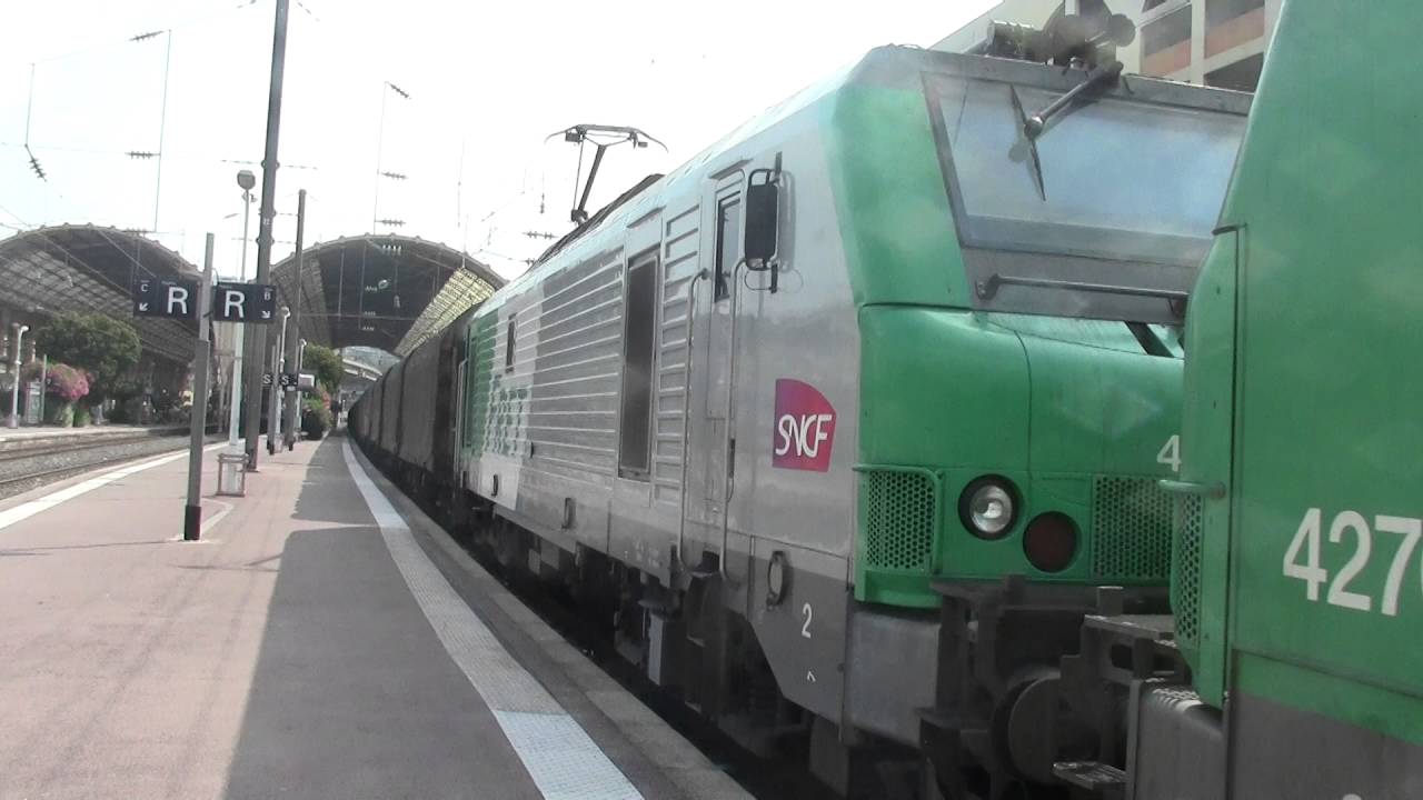 Nice Ville HD-SNCF Fret Alstom Prima 427000 class no.427034+427077+Bulk Freight passes