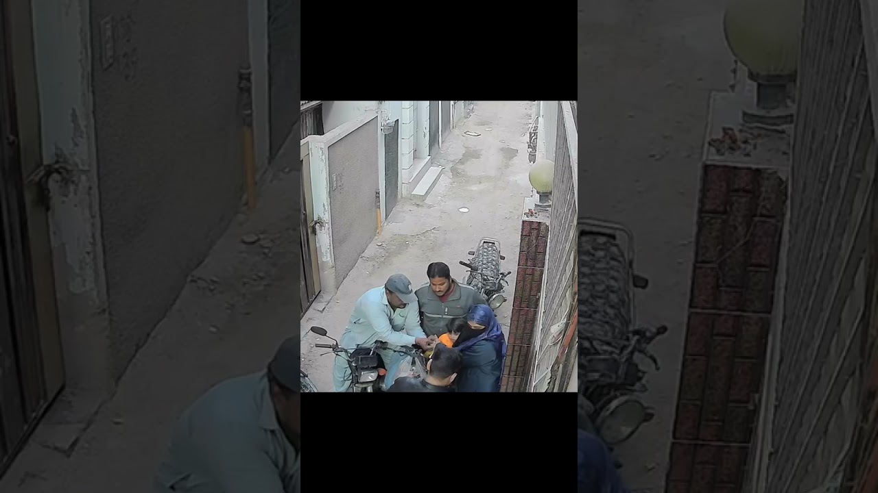 Karachi Street Crime #crimenews #Crime #karachi #
