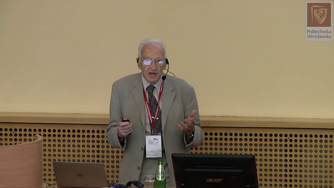 Iwo Białynicki-Birula -  Quantum mechanics of photons