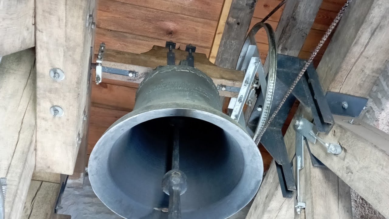 Svatý Hostýn - polední zvonění - bazilika Nanebevzetí Panny Marie - zvony/bells/clotches