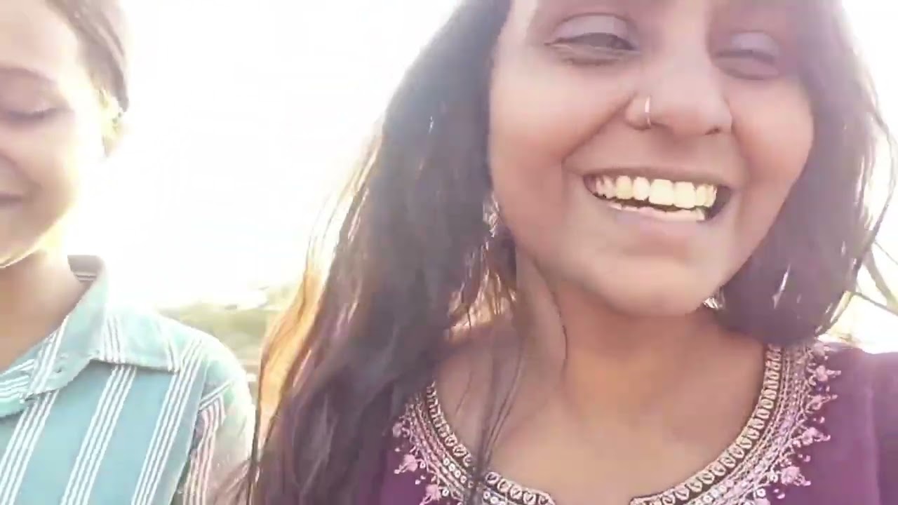 Aaj main kahin ✨👀jab sarson ka khet mein video shoot karne ke liye to meri dost Ko head aa Gaya 😭😭