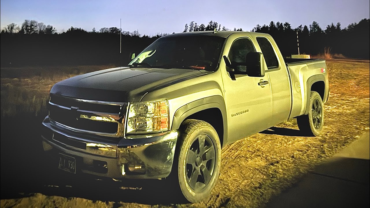 Установил стойки Rough Country на мой Chevrolet Silverado 2013 года! Намного лучше.