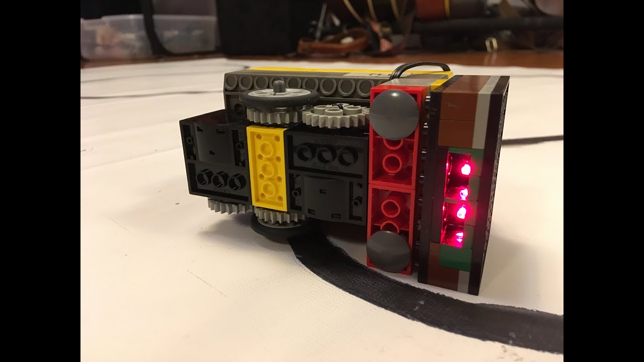 Is This The Smallest Lego Robot?  A Lego RCX Line Follower!
