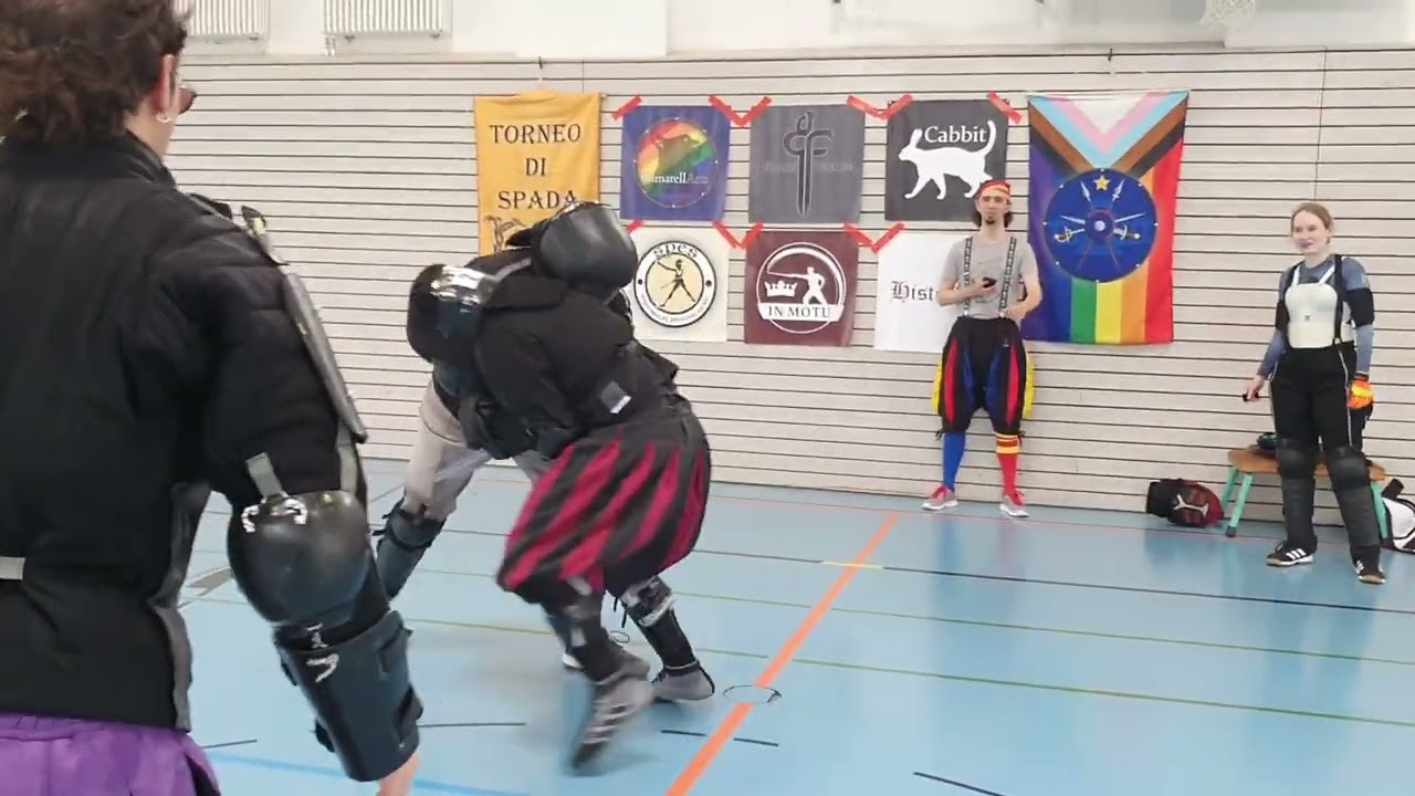 Dagger fight HEMA Tournament Style
