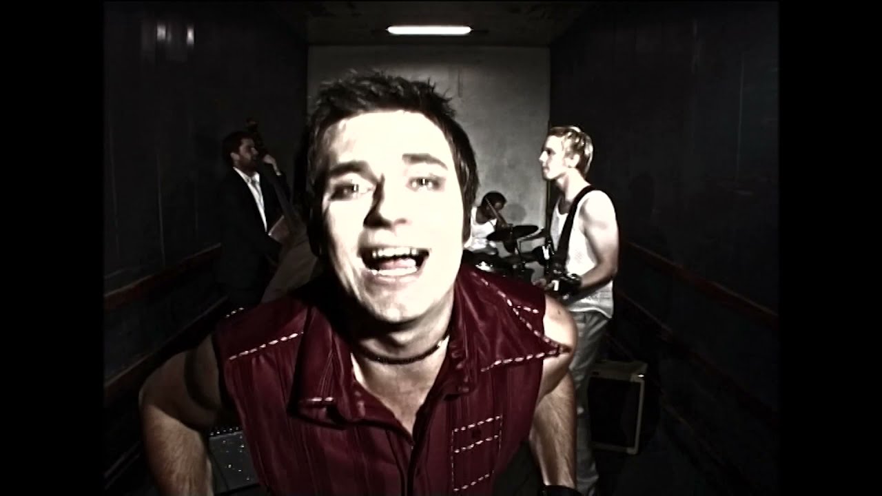 Kaizers Orchestra - Kontroll på kontinentet (official music video)
