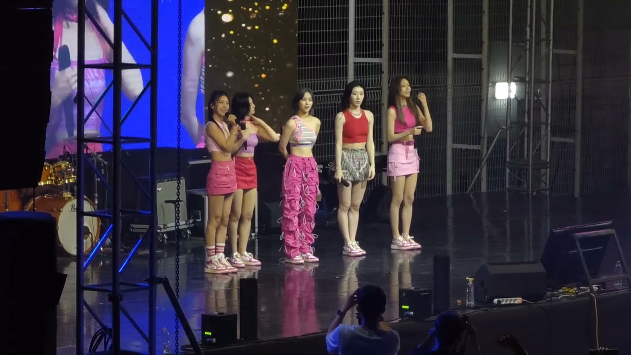[4K60P] ITZY-SNEAKERS/TWENTY/WANNABE/NOBODY LIKE YOU/DALLA DALLA Fancam ITZY 있지 경희대학교대동제 현장직캠220928