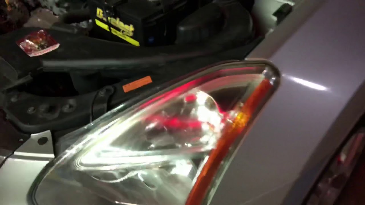 How To Change The Blinker Bulb on a 2012 Nissan Rogue