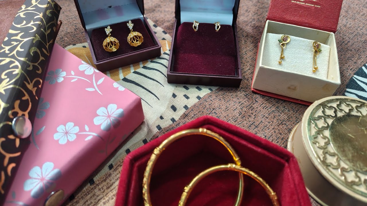 My gold jewelry collection✨ in tamil part-2 | #earrings #rings #bangles #miniharam|Gold jewelry haul