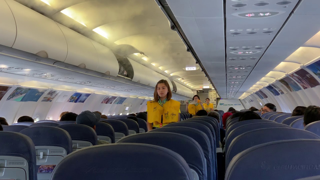 2019.03.19 Cebu Pacific 5J 538 SIN to CRK safety demonstration