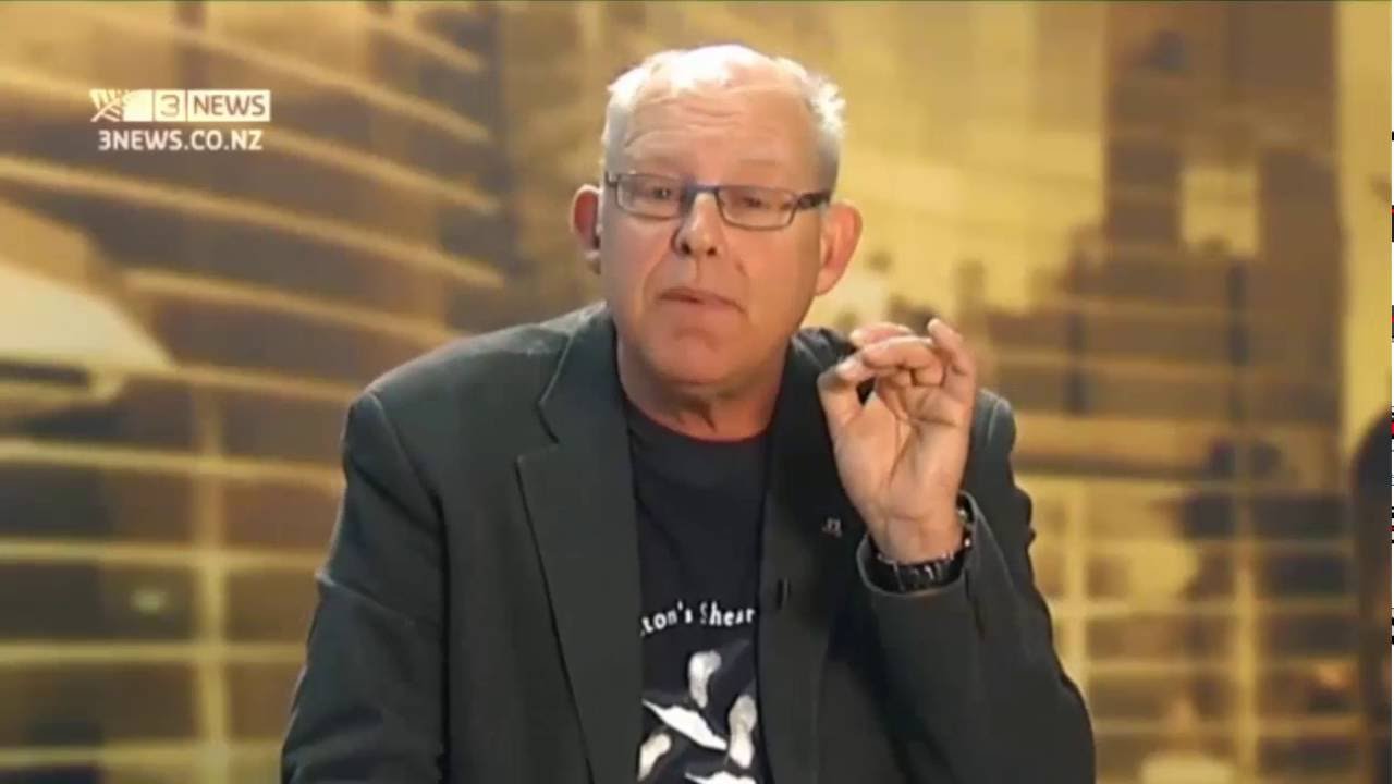 Dung beetles on TV3 Firstline with Ruud Kleinpaste 2013