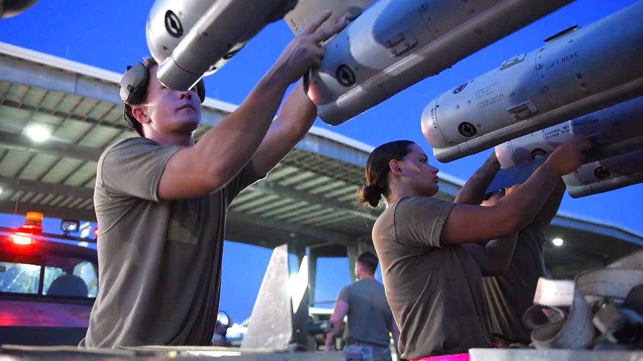 F-15C AIM-120 AMRAAMs USAF Aircraft Armament Systems Specialists
