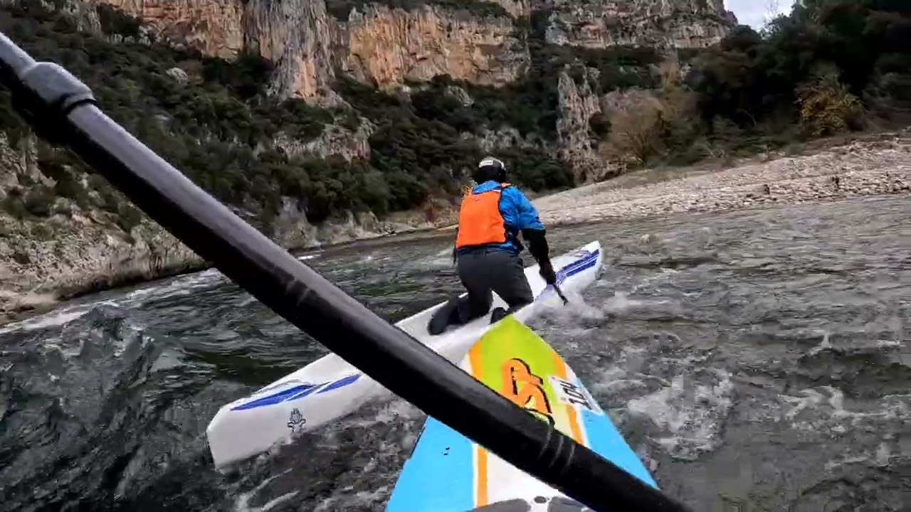 Ardèche kaňon na paddleboardu