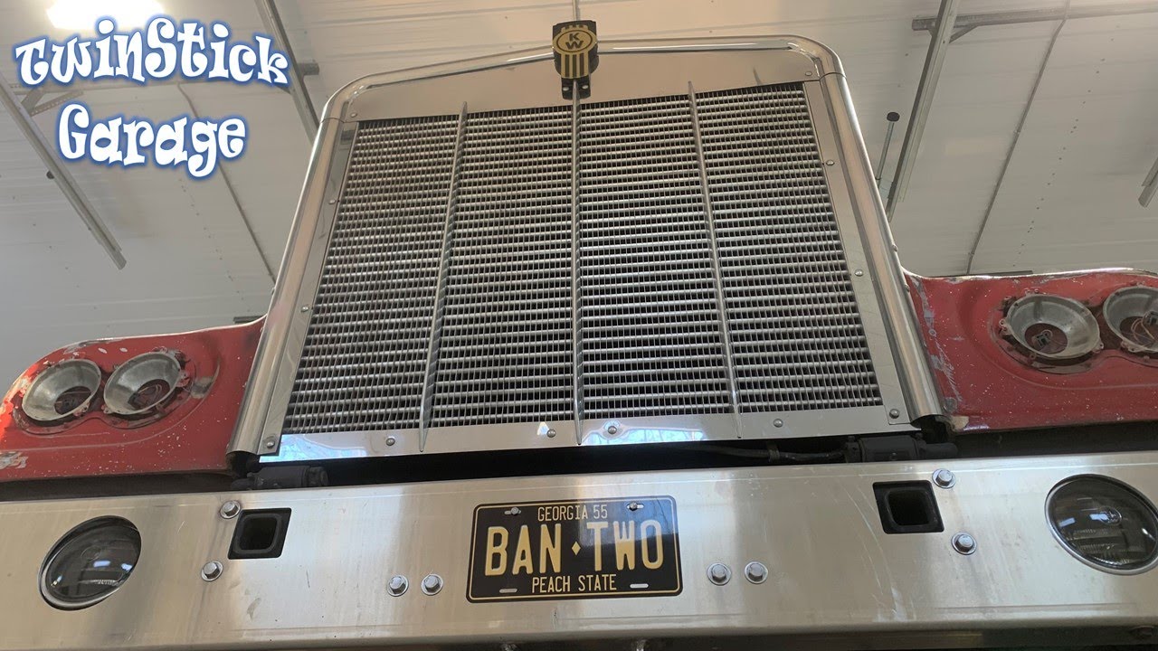 Smokey & The Bandit Tribute Truck Ep.34 'Bout 28 Minutes Ahead of Schedule