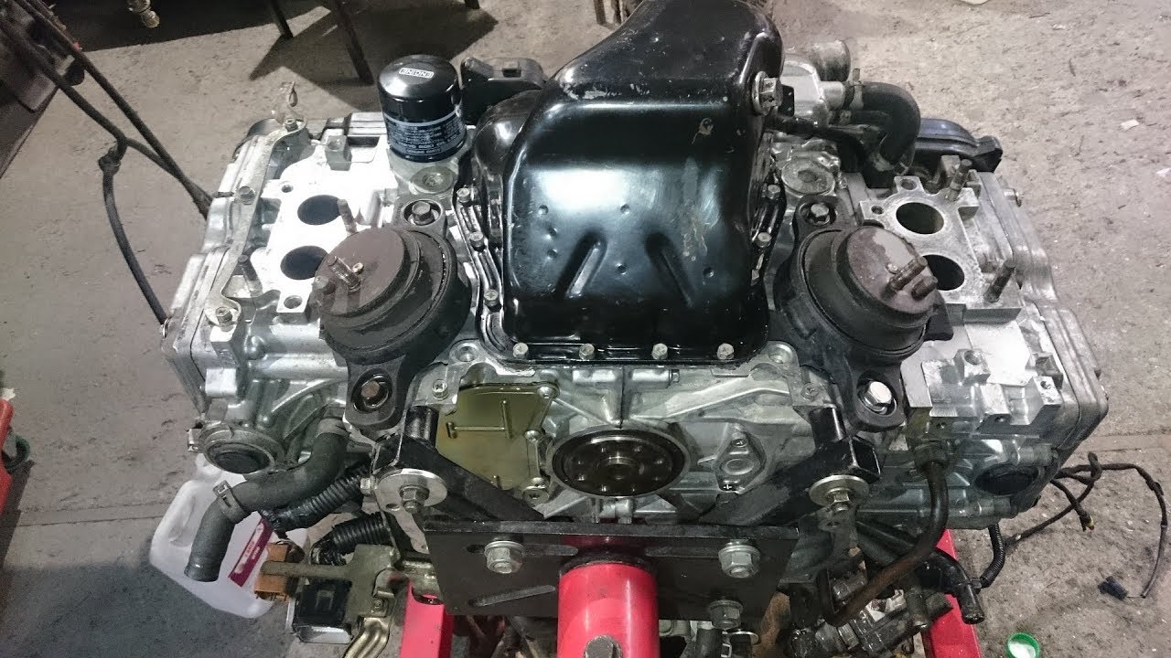 Subaru Legacy 2.5 SOHC, demontaż silnika i jego uszczelnienie.