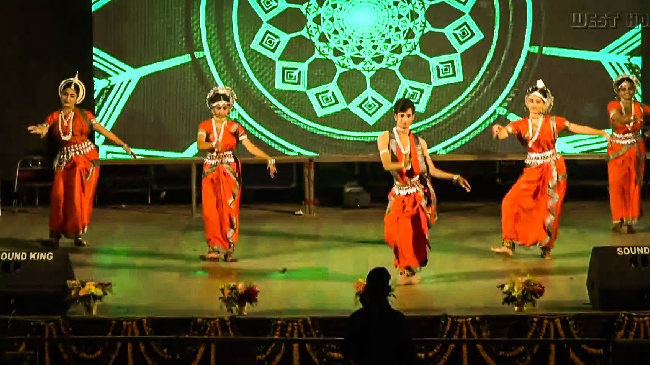 #westhostel #ravenshawuniversity #centenaryfest Odishi Dance Performances at West Centenary Fest