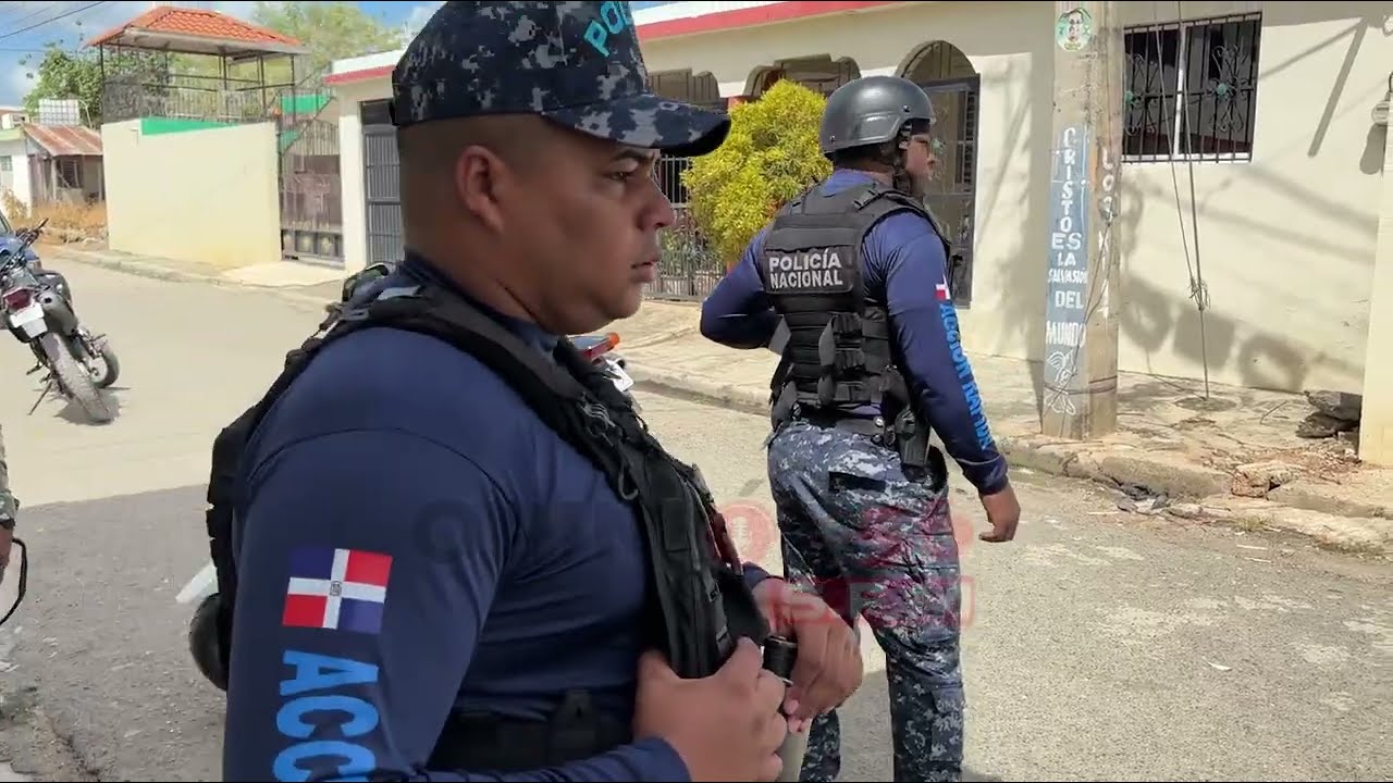 El mañanero” recorrido de la policía en San Francisco de Macorís 