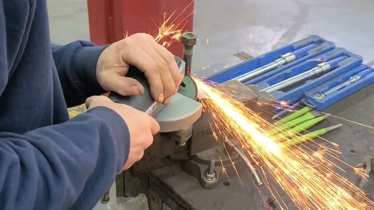 Review of the Hercules 20V Brushless Angle Grinder with Paddle Switch