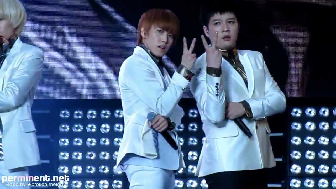 111023 SMTOWN New York Sungmin - Mr Simple