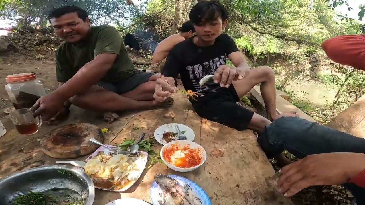 ជិះទៅអូខ្វេះ ភ្នំពេទ្យសត្វ ភូមិថ្មគ្រែ ហូបត្រីអូរ