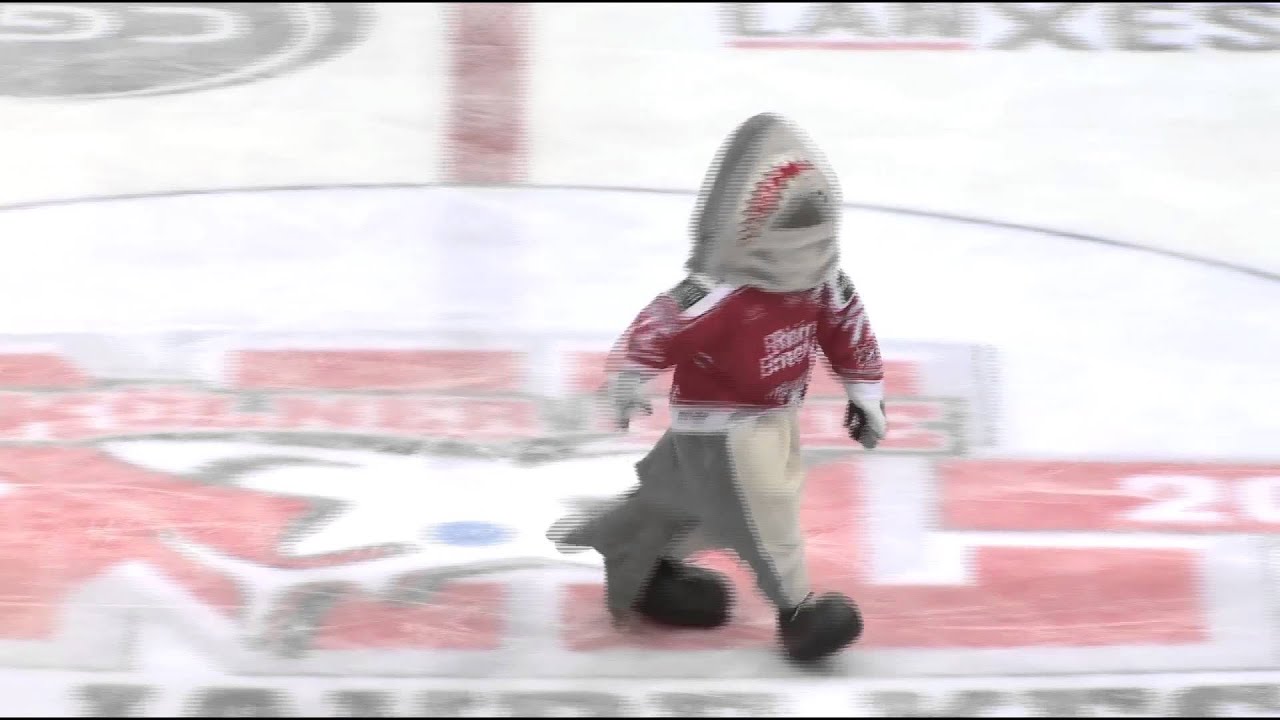 Sharky Dance - Where Them Girls At