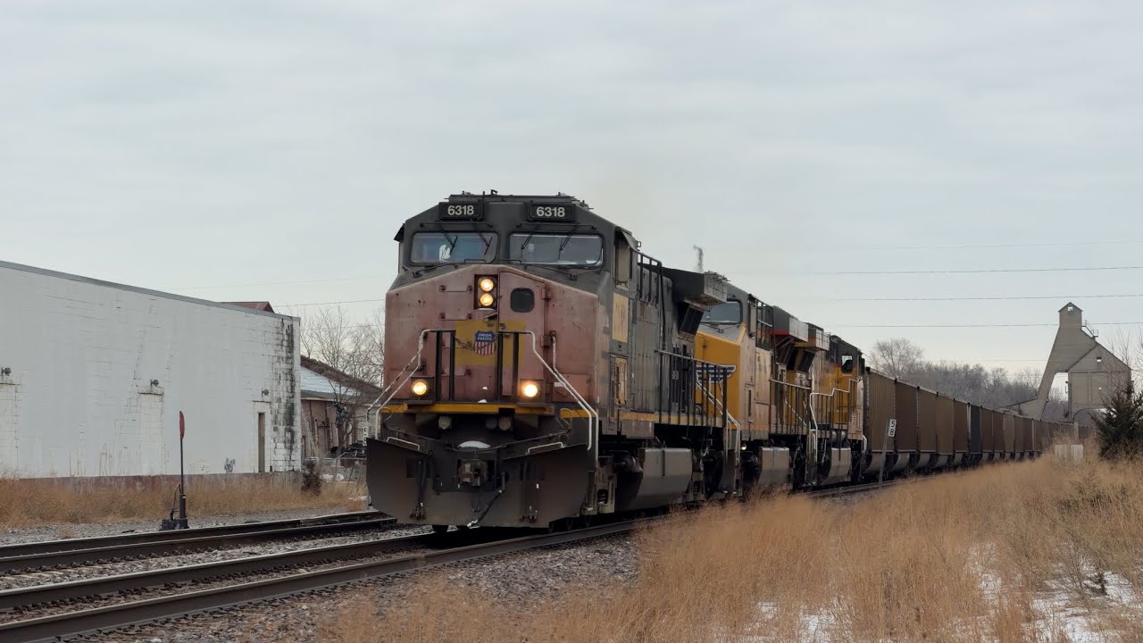 UP6318 West in DeKalb, IL