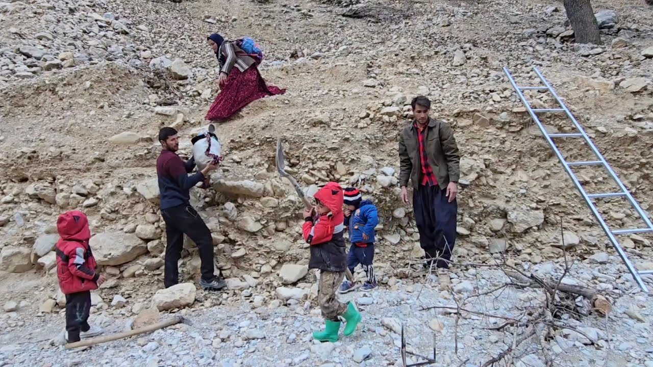 Buying and installing a ladder in the valley with the cooperation of Babak and Atabak