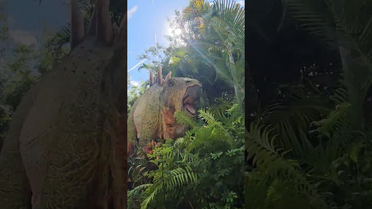 Jurassic Park River Adventure, Universal Studios.