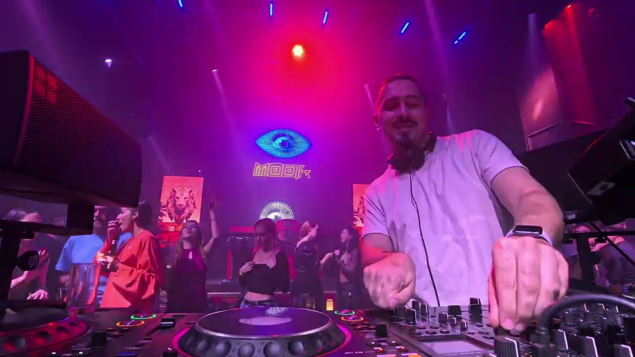 Dan Tanev Live at Lula Club - Moots / Afro House