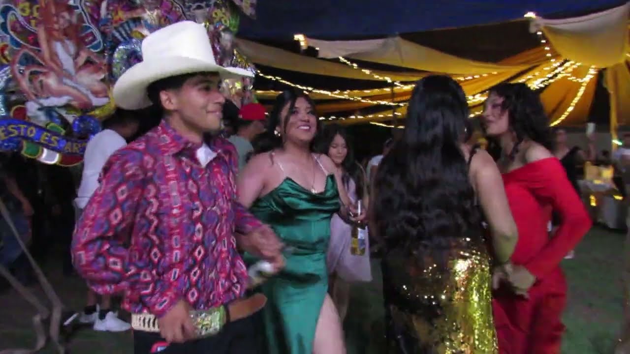 Banda Monarca vs Banda los Oaxapens