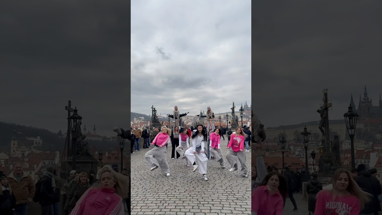 KDYŽ SE K N&Aacute;M BĚHEM KISSES PŘIDALY AKROBATKY Z NĚMECKA🤸🏼😍 #czech #shorts #dance #public #shorts