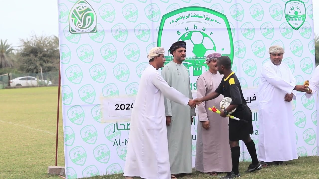 تكريم اللجنة المنظمة واللاعبين المجيدين في بطولة فريق النهضة الرياضي الأولى لفئة الشباب 2024م