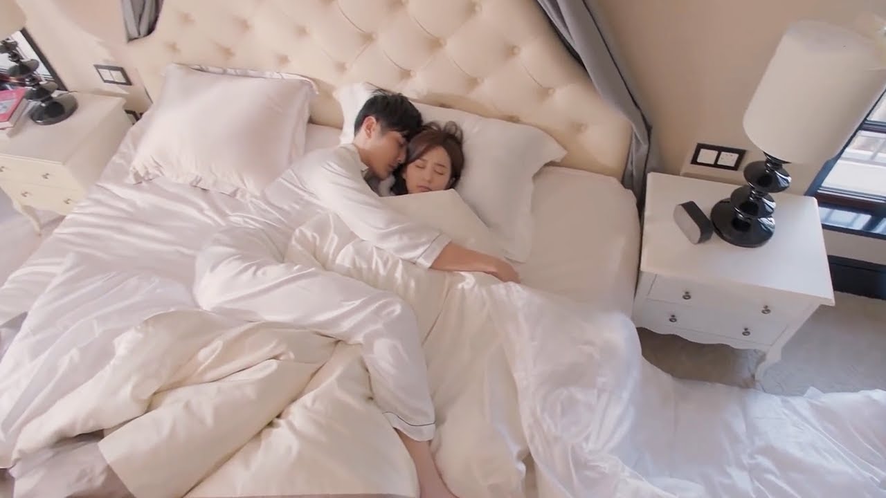 💗Living together for three days without going out, exhausted in bed| 大约是爱 About is Love