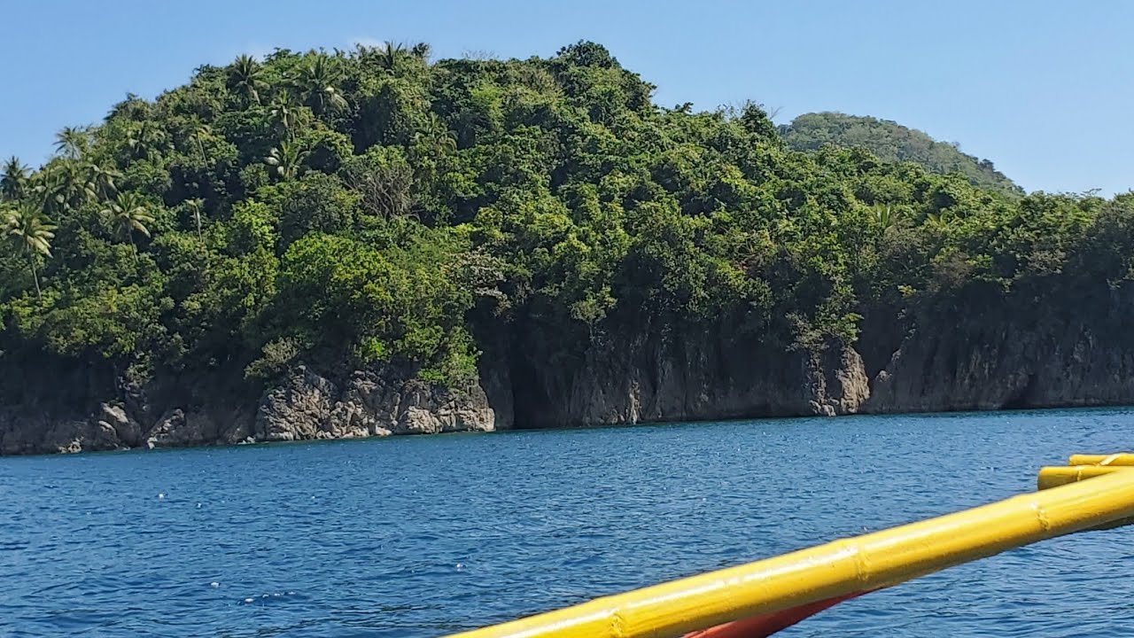 La Puerta White Sand Beach & Caves, Cagraray Albay