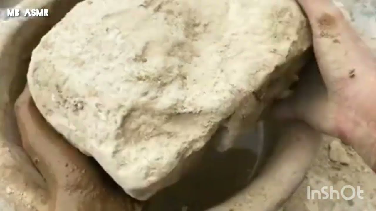 Mud crumbling hands deray soft crushing 😋✋🤝🟤🟤🟤🫣😋