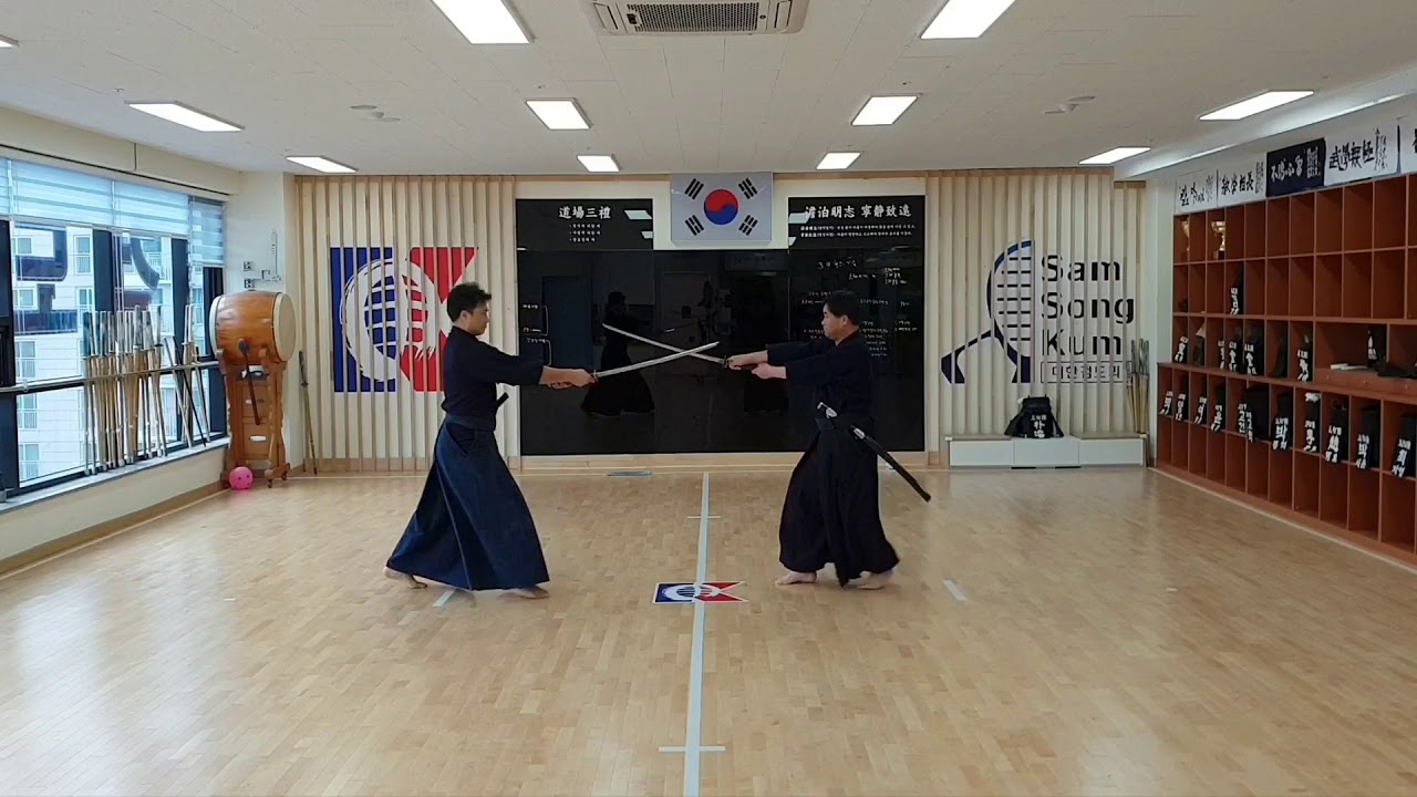 검도의 본 선도 권은택 7단 ㅡ후도 박준7단  삼송관