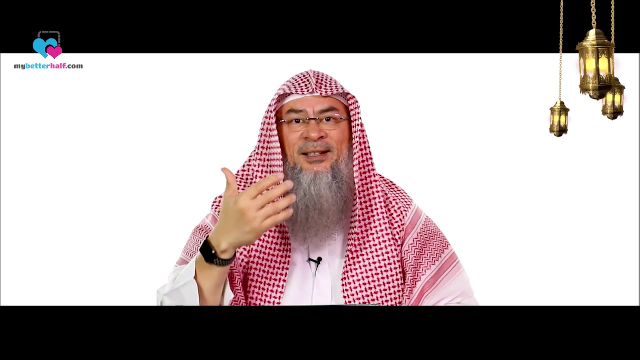 Does swallowing some pieces released from Miswak break the fast? | Sheikh Assim Al Hakeem