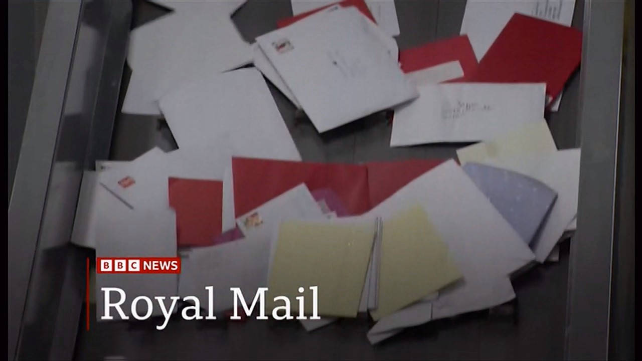 Royal mail say they are not prioritising parcels over letters - yet they can come months later (UK)