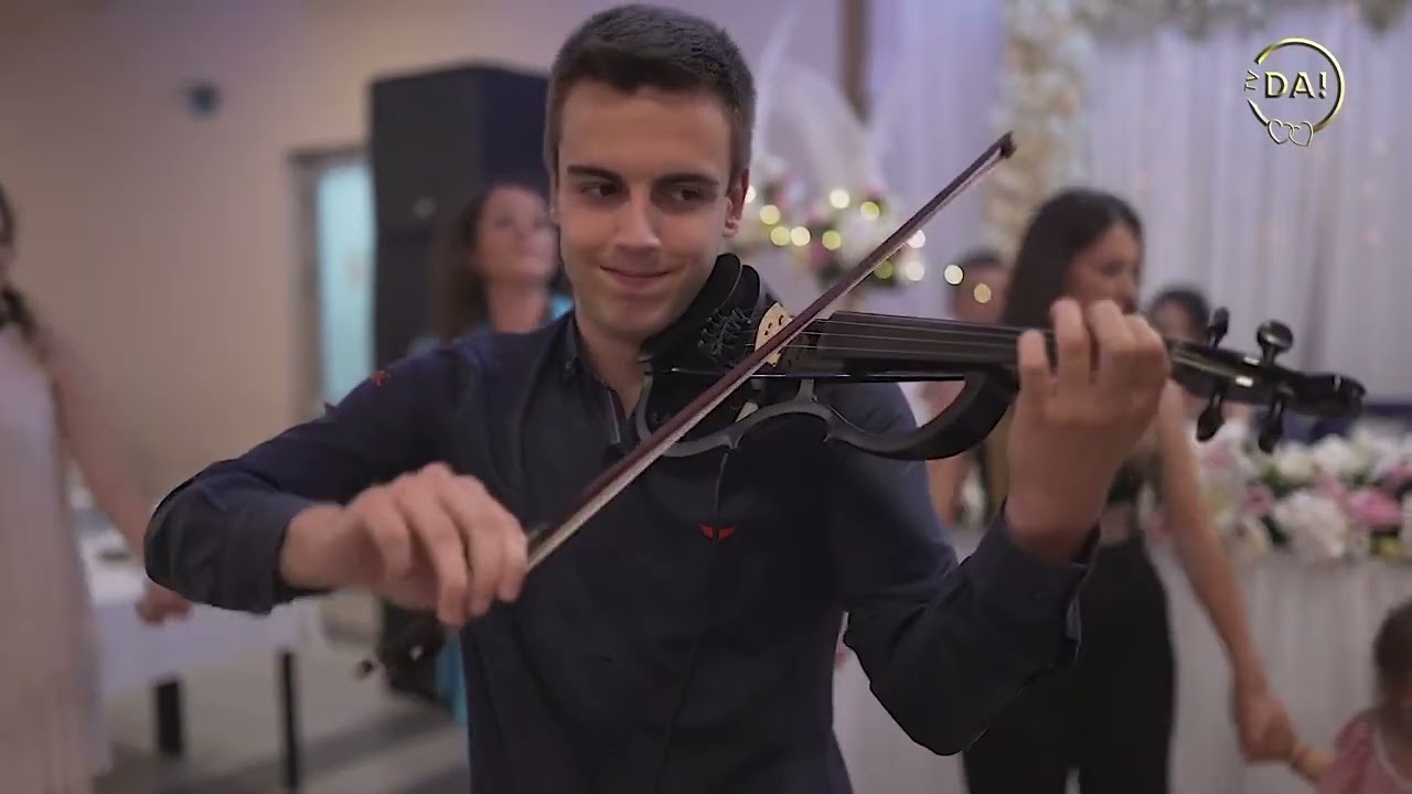 Jabucanac - Folklorno kolo Uzivo