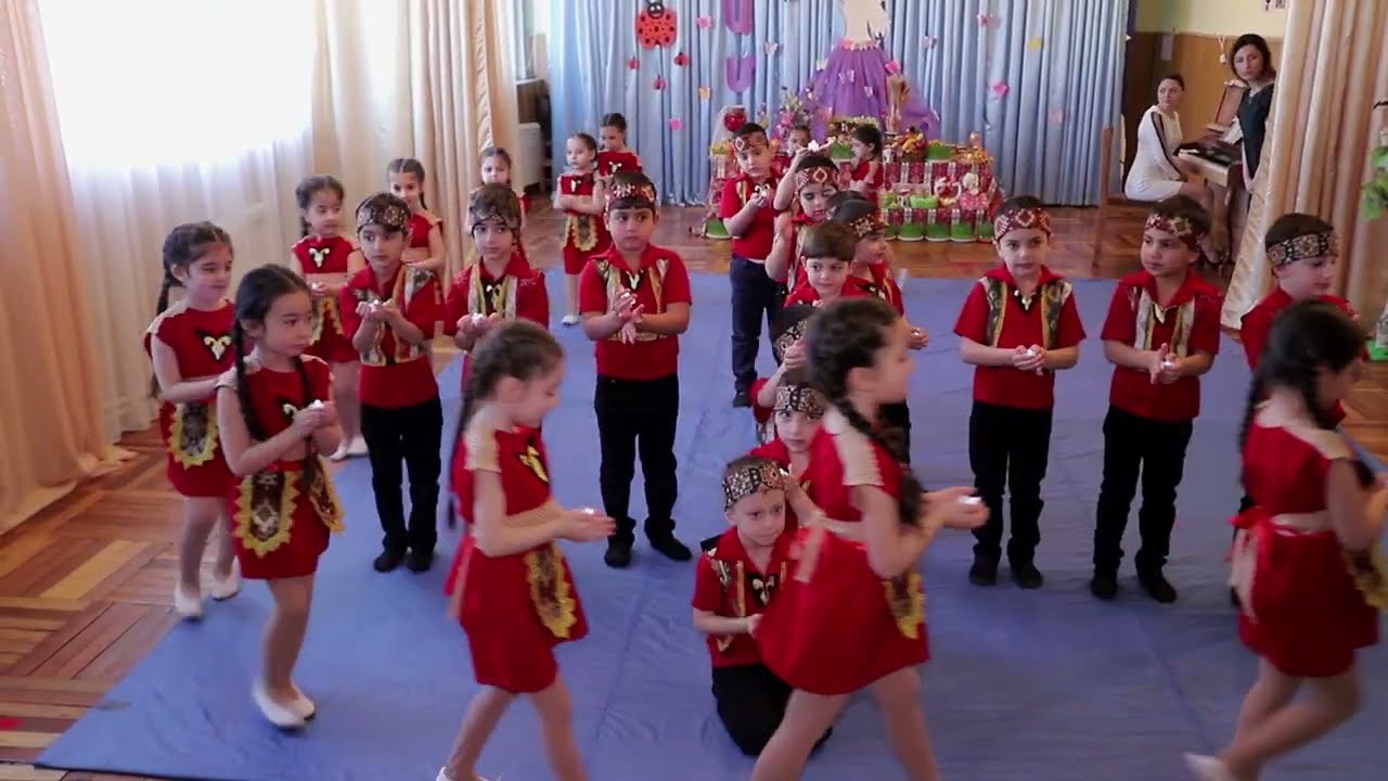 tiv 93 mankapartez avag a xumb surb zatik