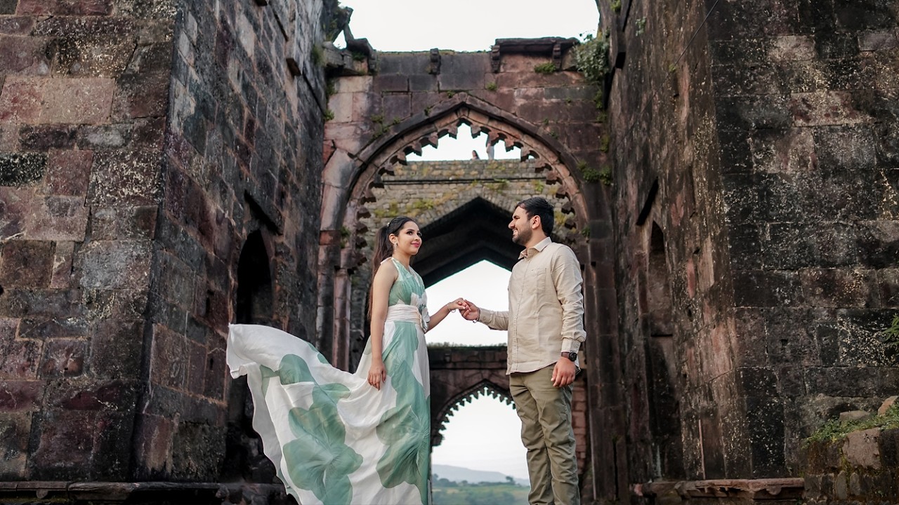 DHRUVIL & JINAL || PRE-WEDDING || MANDU || OM SAI PHOTOGRAPHY || 2026