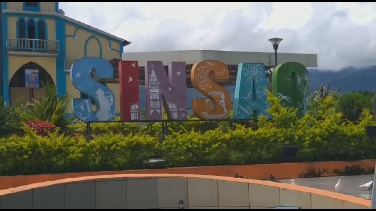EN LA PARROQUIA SINSAO PERTENECIENTE AL CANTÓN ZARUMA, SE VIVE AÚN CON MUCHA TRANQUILIDAD Y ARMONÍA