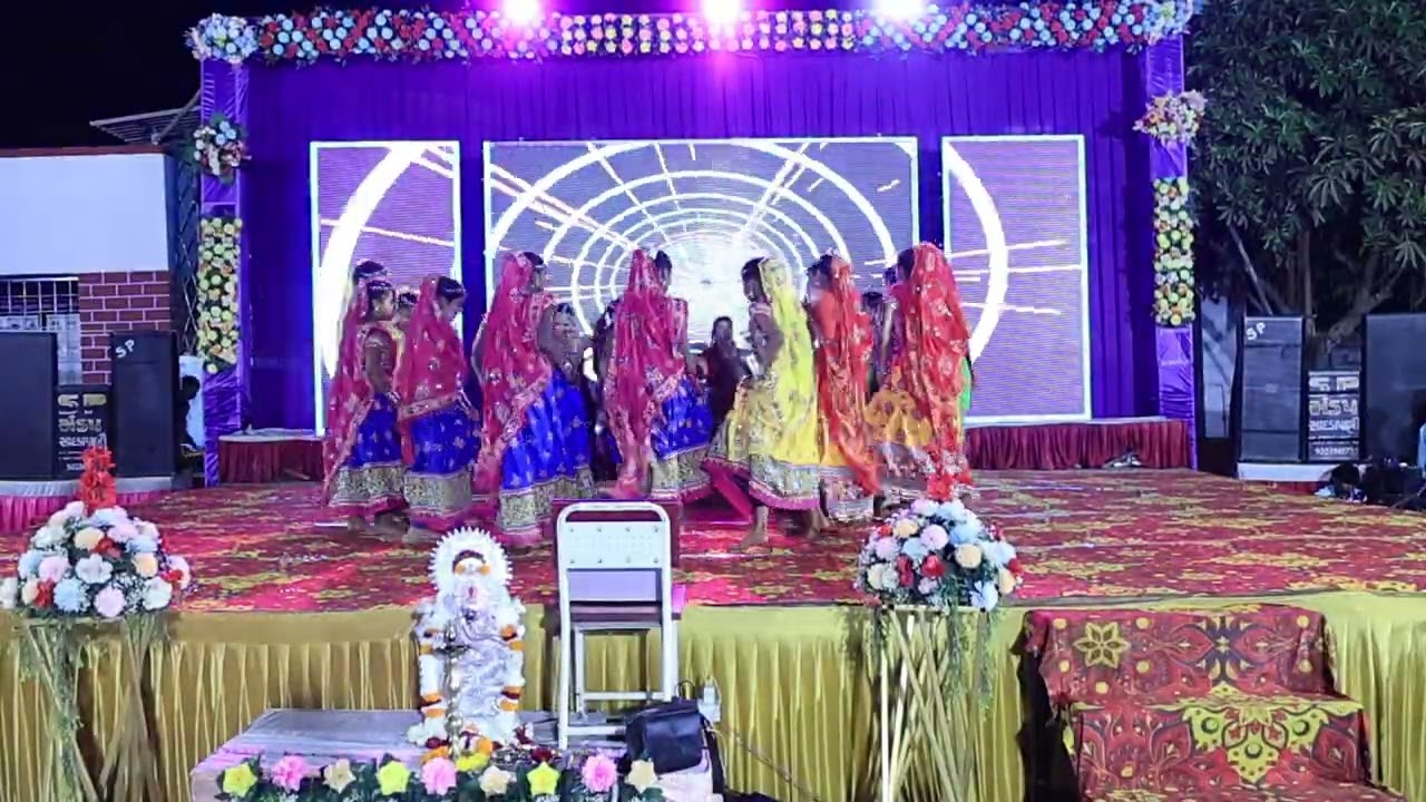 Annual function/ Zanzariyu Garbo by std. 6th Girls 