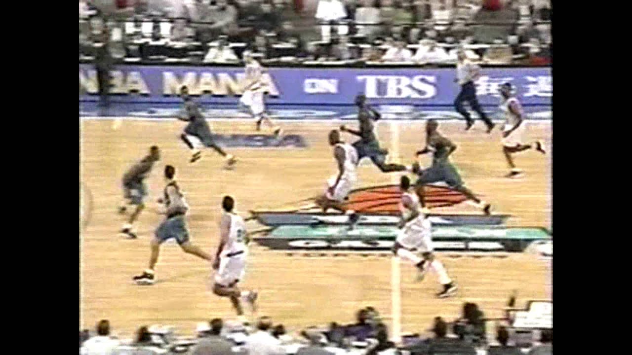 Chris Webber vs. Kevin Garnett - 11/5/99 (Tokyo, Japan)