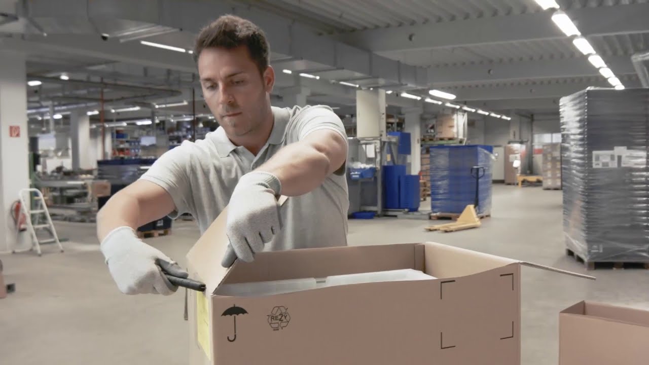 Safety knife MARTOR SECUNORM MIZAR training video