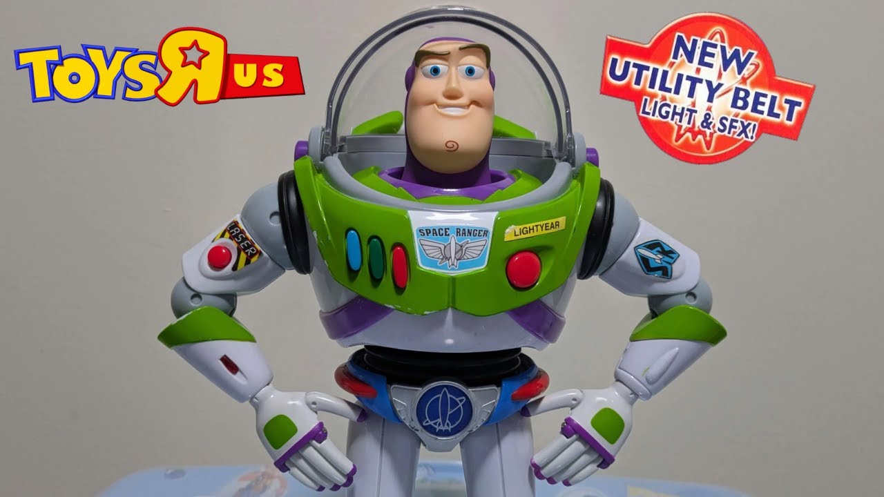 Обзор пояса с инструментами Базза Лайтйера от Toys R Us.